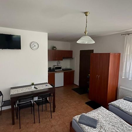 Adusiowka Apartman Stronie Śląskie Kültér fotó