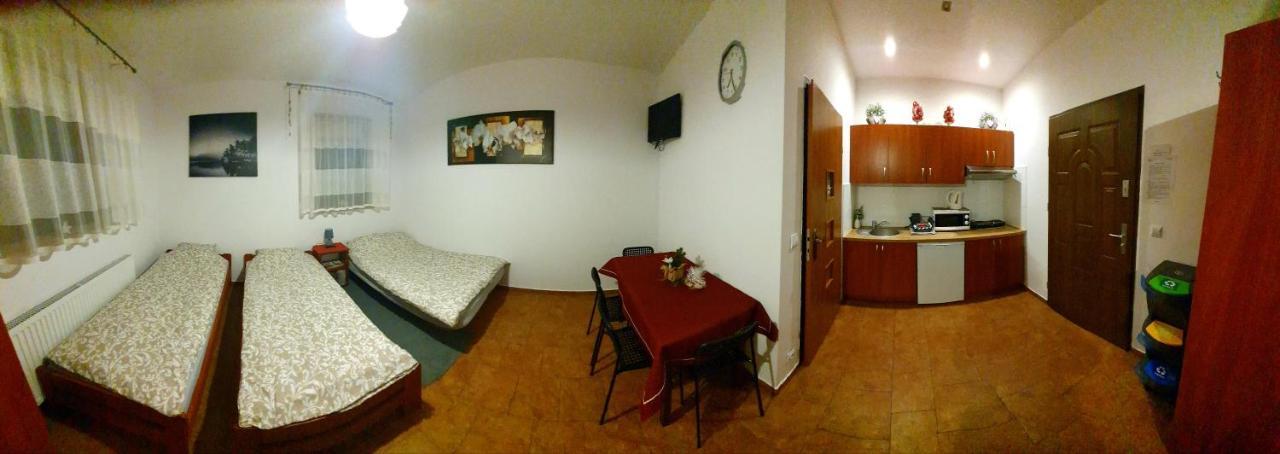 Adusiowka Apartman Stronie Śląskie Kültér fotó